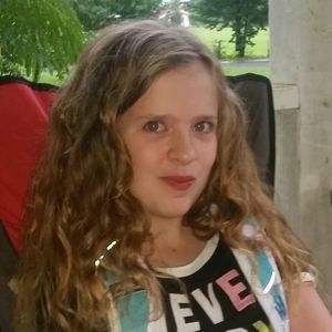 Meet your Posher, Ivy